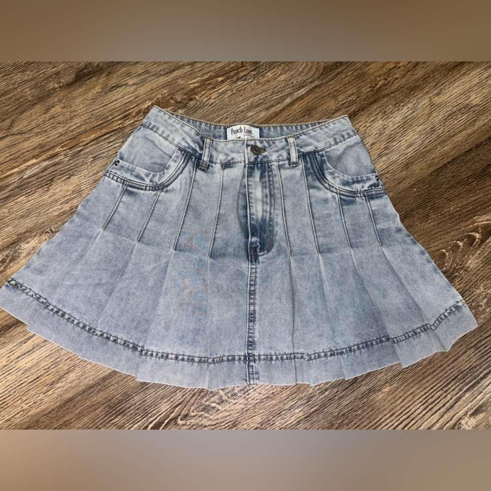 Peach Love California Light Blue Denim “Tennis skirt”🌸 NWT size small